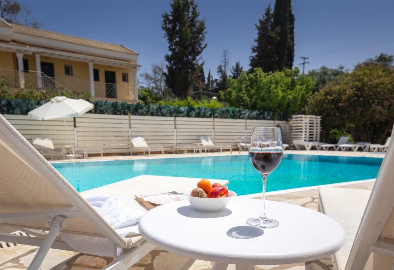 Olive Grove Resort 卡沃斯 外观 照片