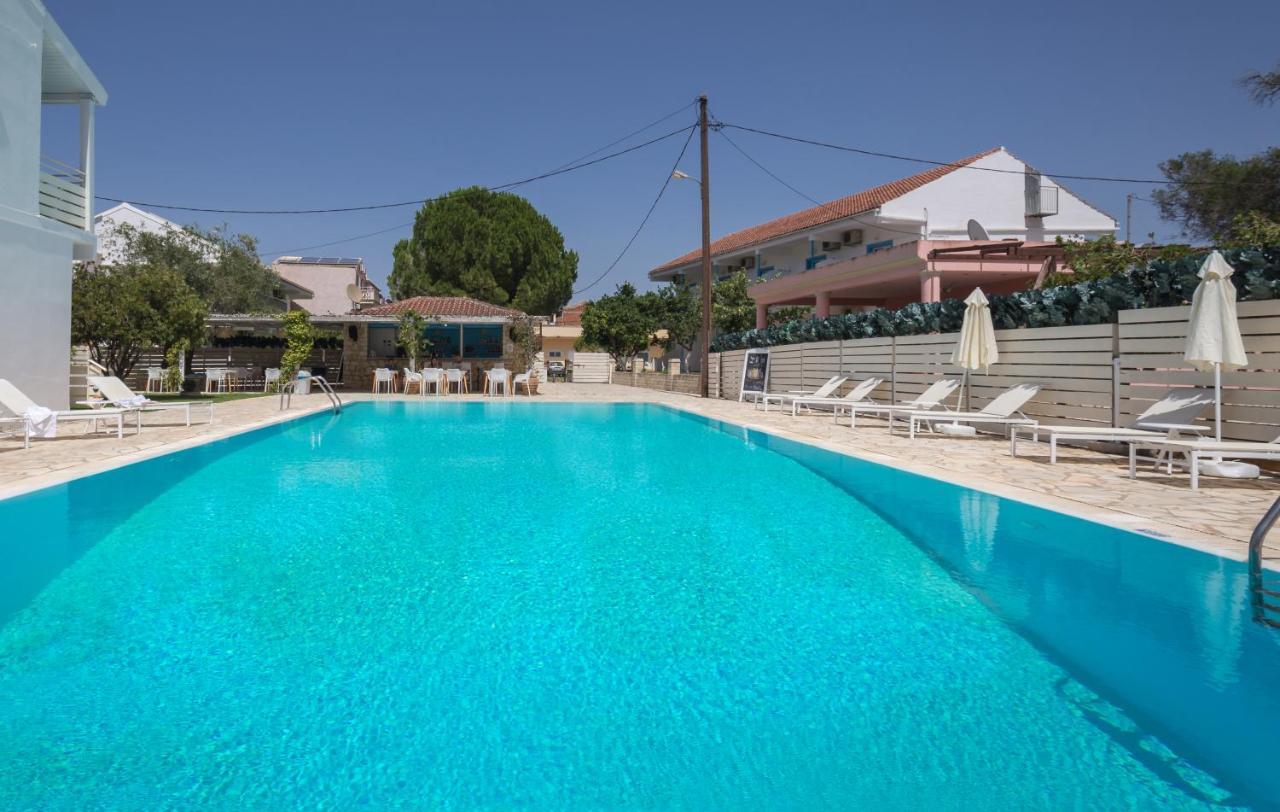 Olive Grove Resort 卡沃斯 外观 照片